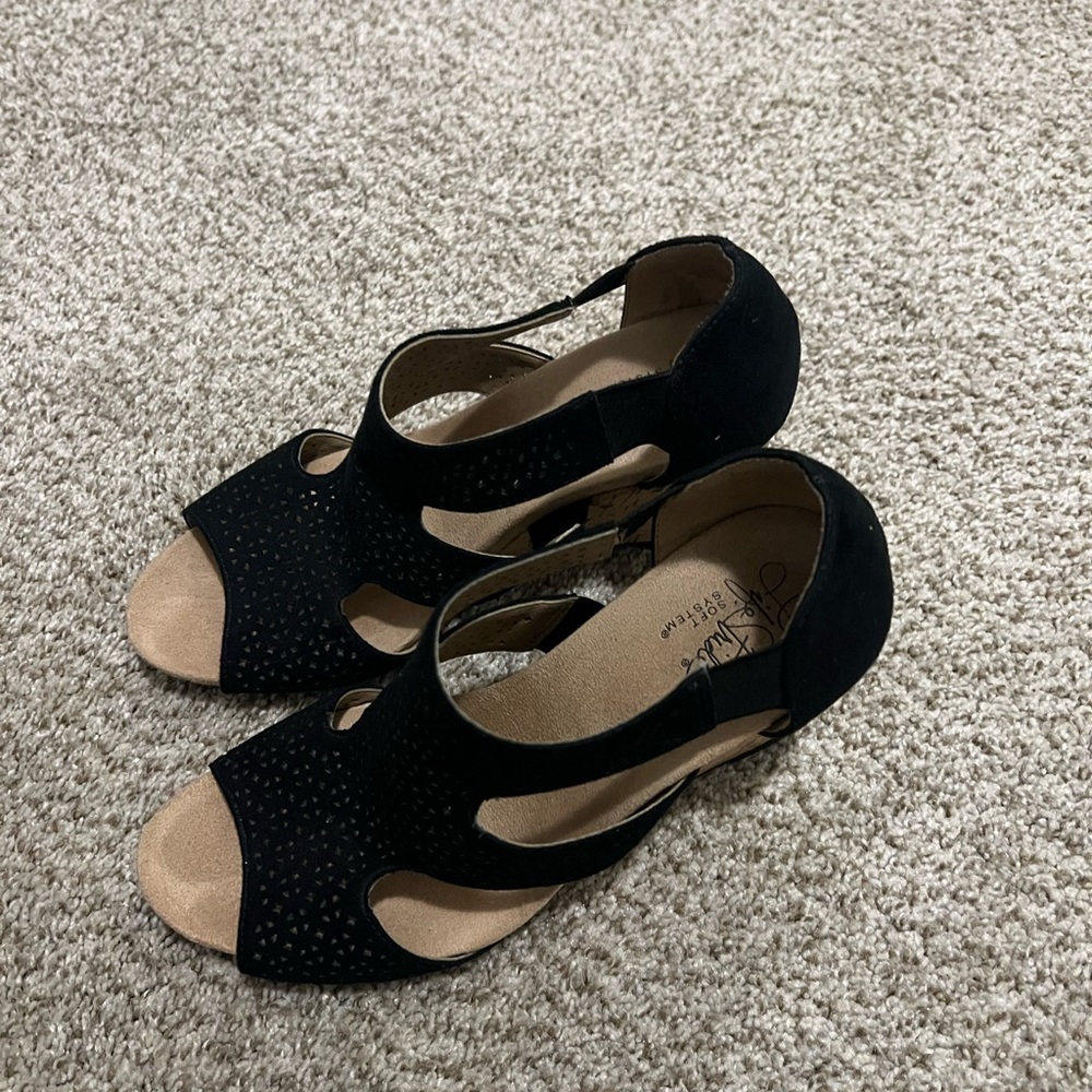 Black Women's Sandals
